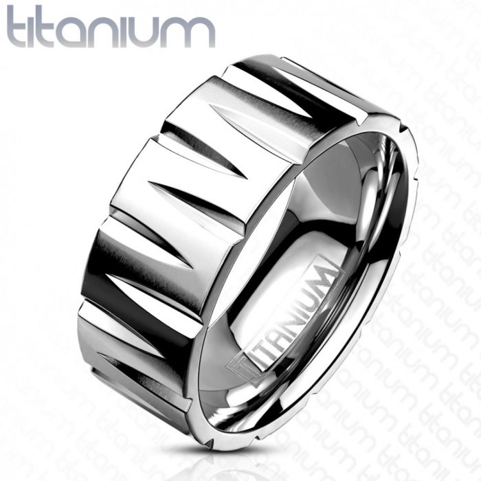 Spikes titanium ring R-TI-0321